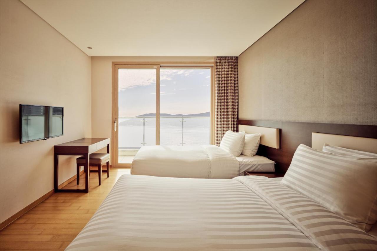 Hotel Sono Calm Geoje Extérieur photo